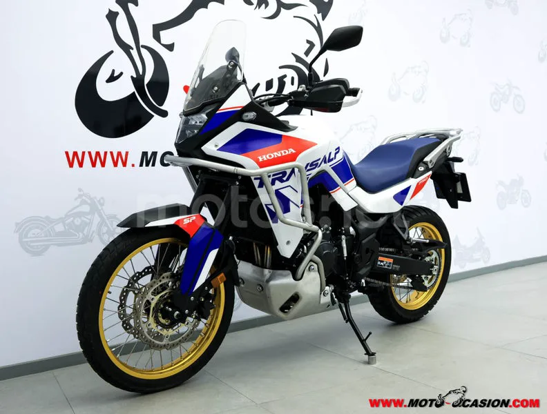 Honda XL 750 Transalp – Vista 8