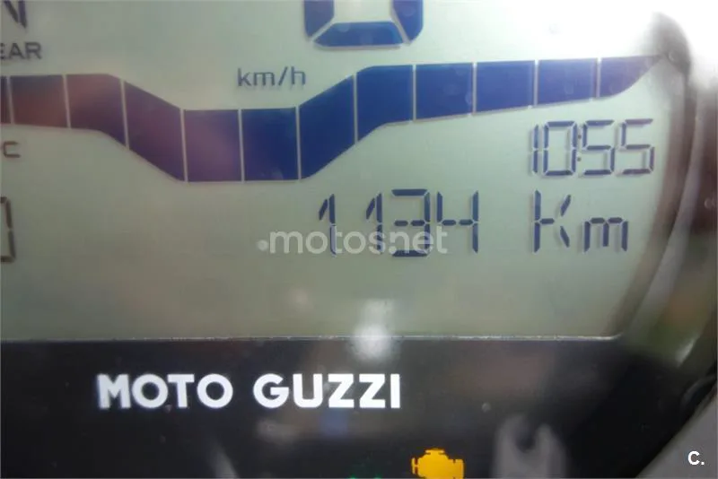 Moto Guzzi V7 – Vista 16