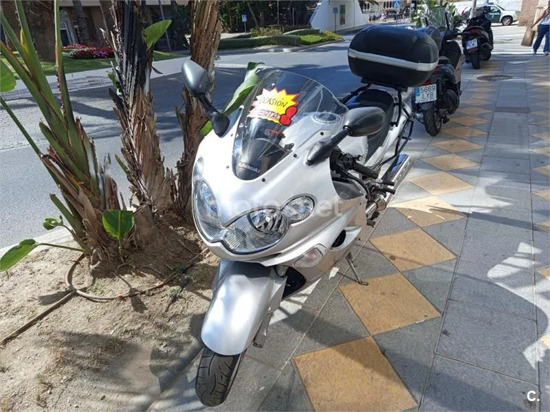 Kawasaki ZZR 1200 – Vista 3