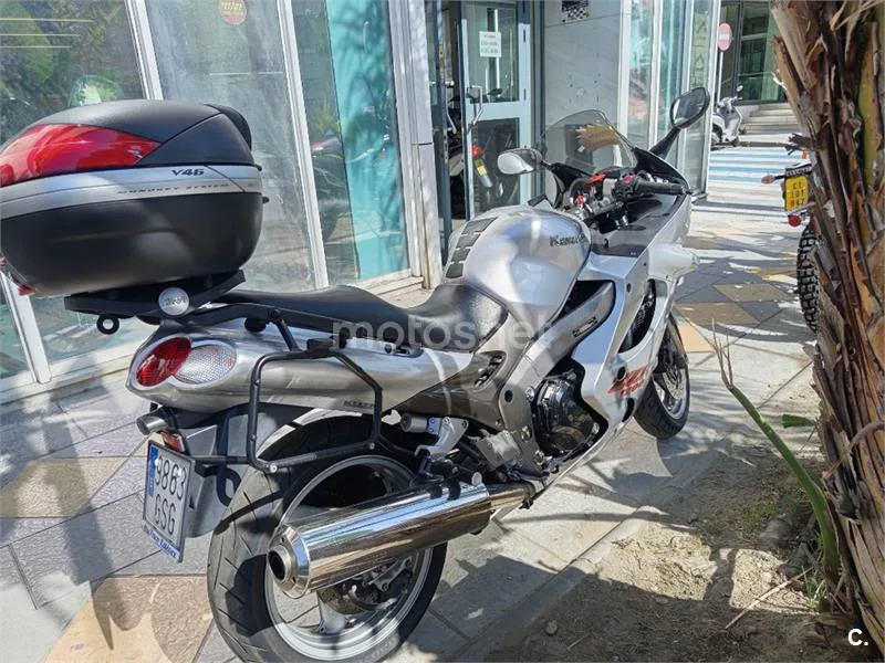 Kawasaki ZZR 1200 – Vista 4