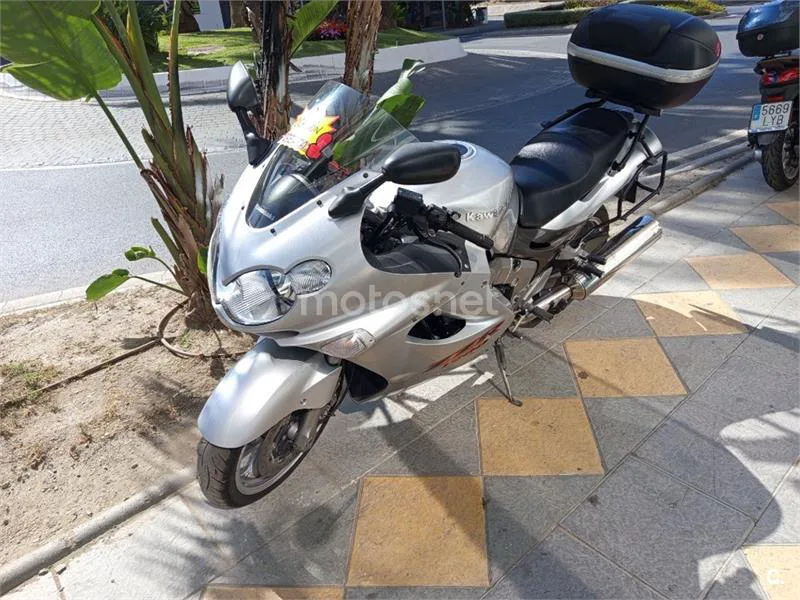 Kawasaki ZZR 1200 – Vista 6