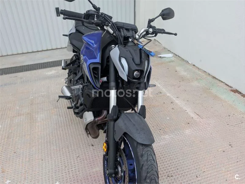 Yamaha MT-07 – Vista 4