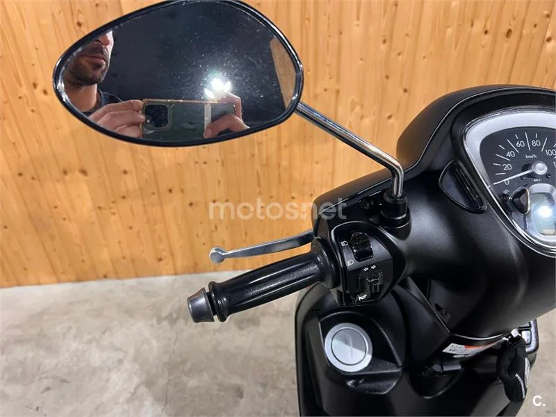 Yamaha D'elight 125 – Vista 18