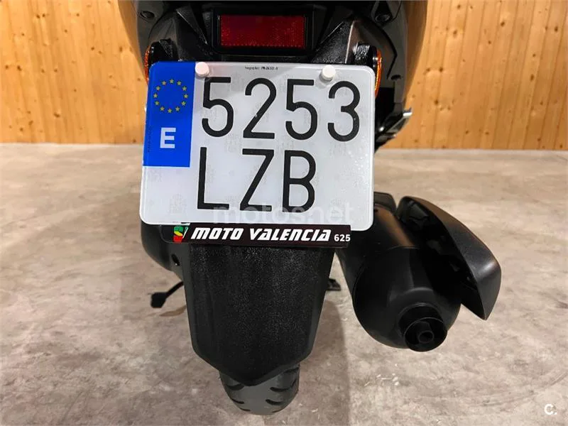 Yamaha D'elight 125 – Vista 19