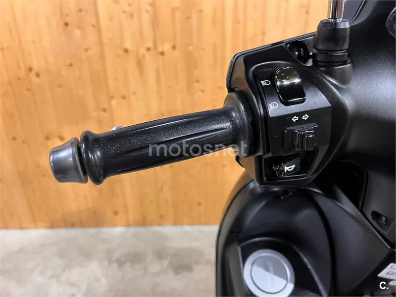 Yamaha D'elight 125 – Vista 20