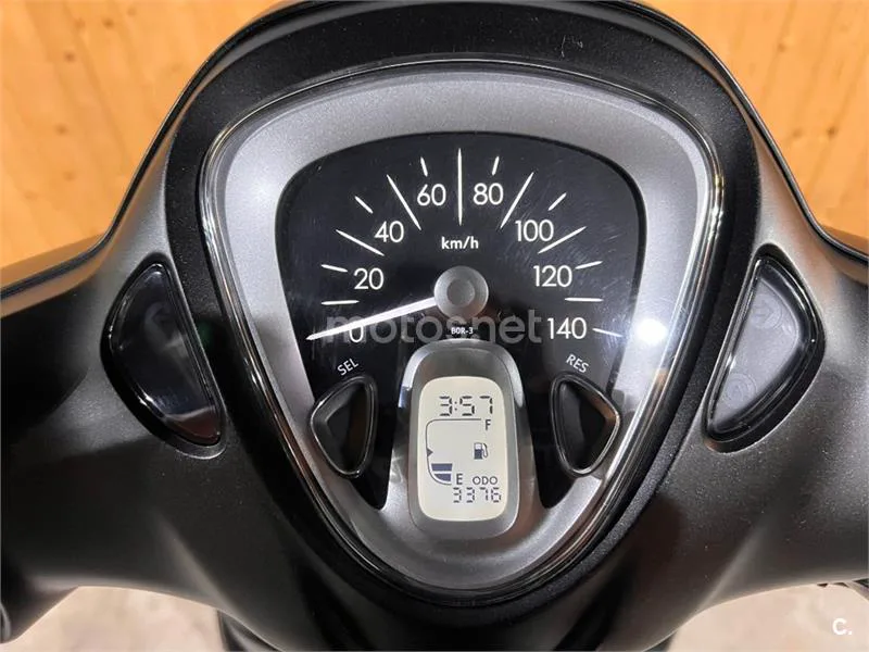 Yamaha D'elight 125 – Vista 24