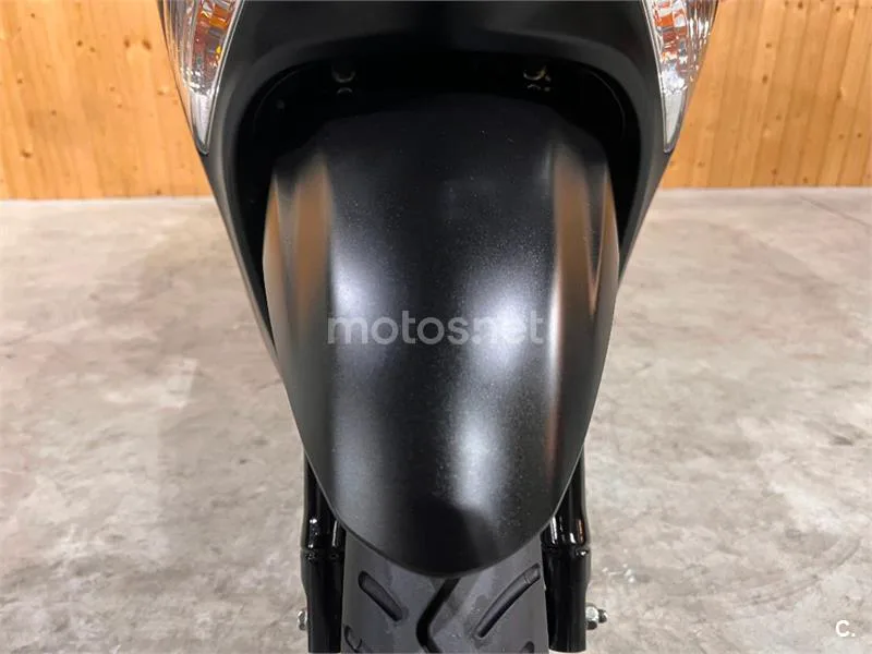 Yamaha D'elight 125 – Vista 27