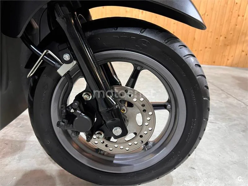 Yamaha D'elight 125 – Vista 39