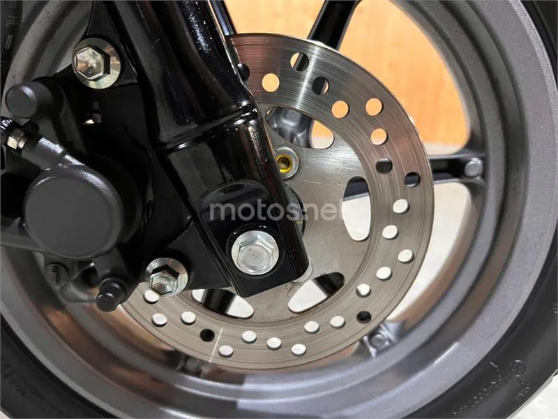 Yamaha D'elight 125 – Vista 40