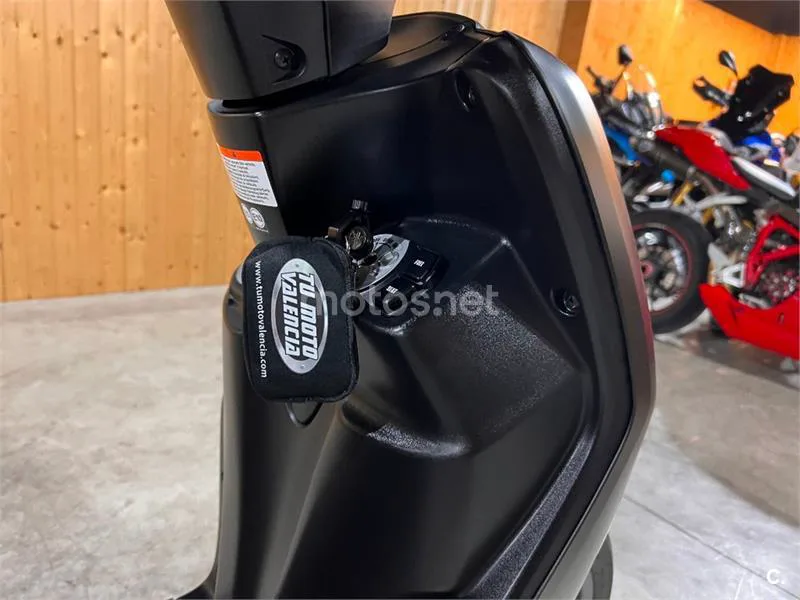 Yamaha D'elight 125 – Vista 44