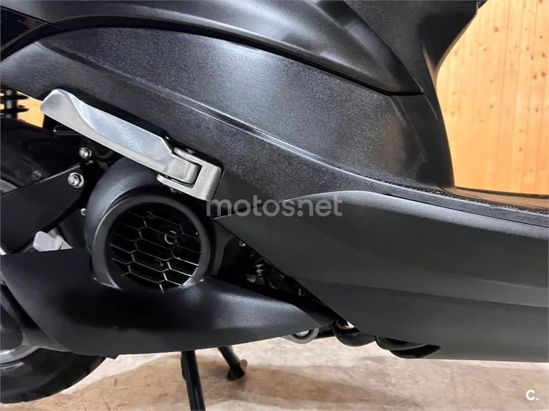 Yamaha D'elight 125 – Vista 49