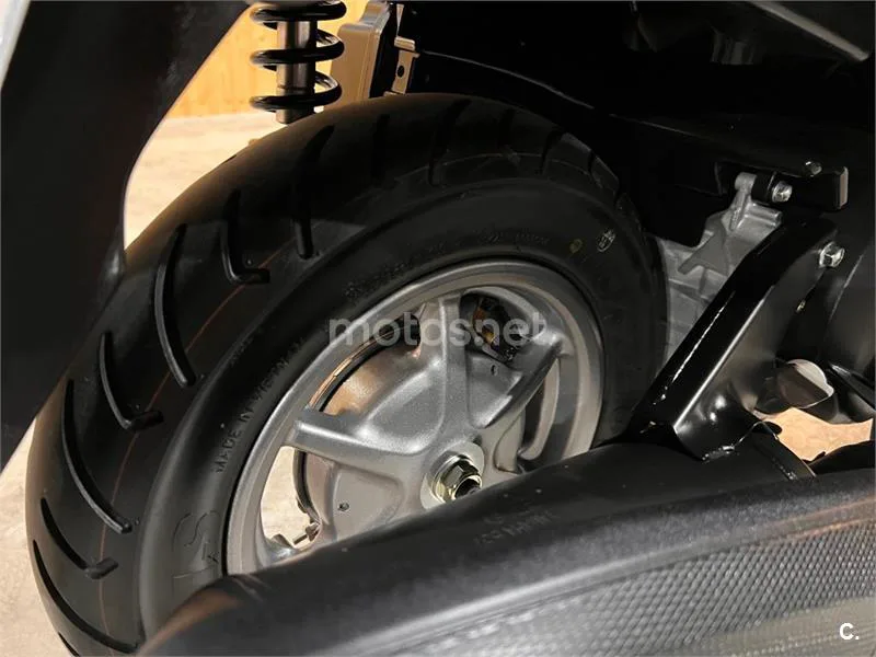Yamaha D'elight 125 – Vista 57