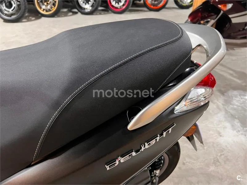Yamaha D'elight 125 – Vista 61