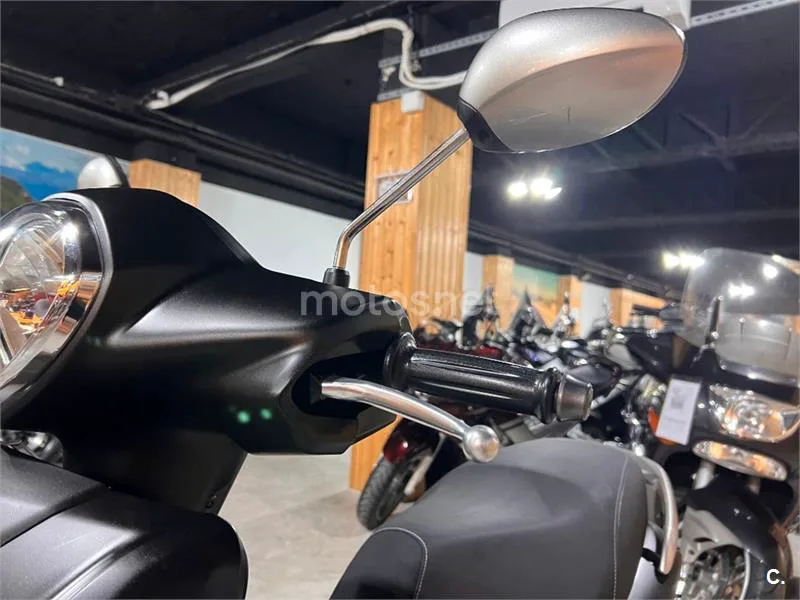 Yamaha D'elight 125 – Vista 74