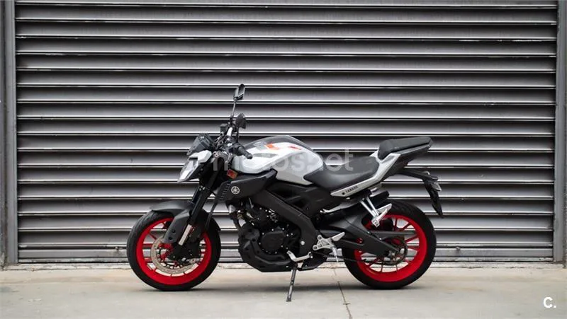 Yamaha MT-125 – Vista 12