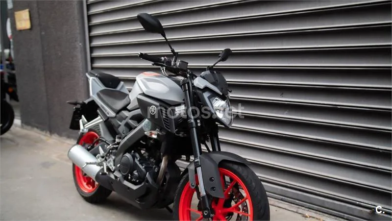 Yamaha MT-125 – Vista 3
