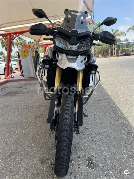 Voge 900 DSX – Vista 3