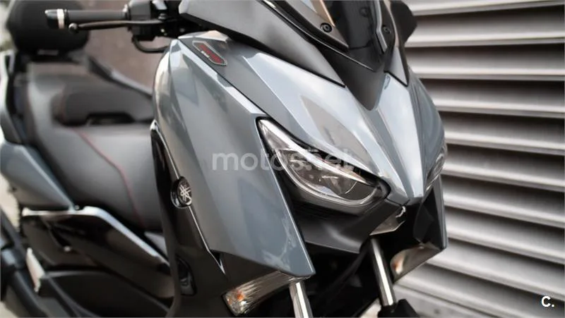 Yamaha XMAX 300 – Vista 3