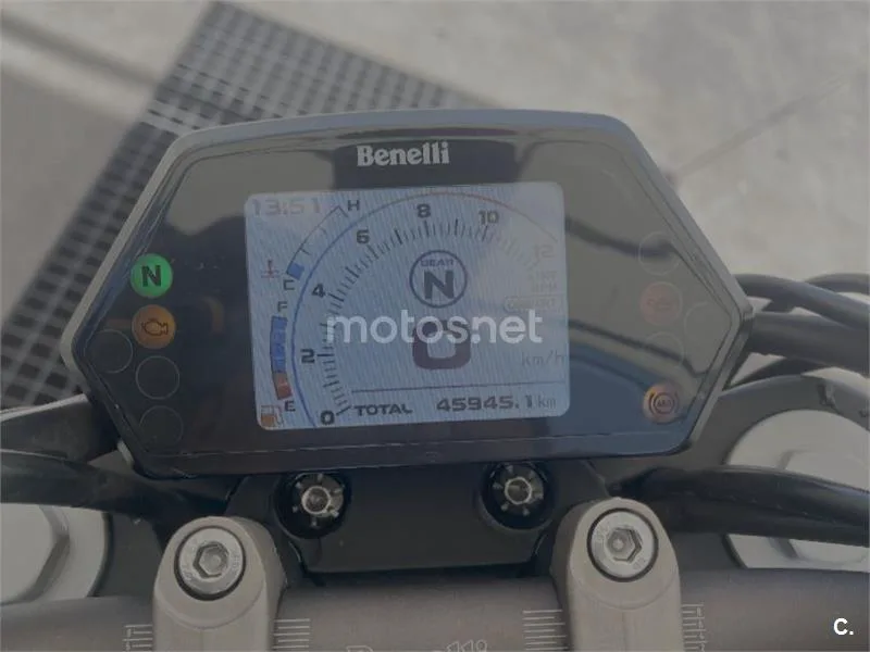 Benelli 502 C – Vista 4
