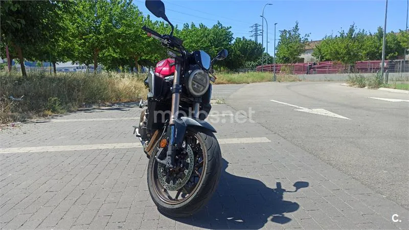 Honda CB 650 R – Vista 2