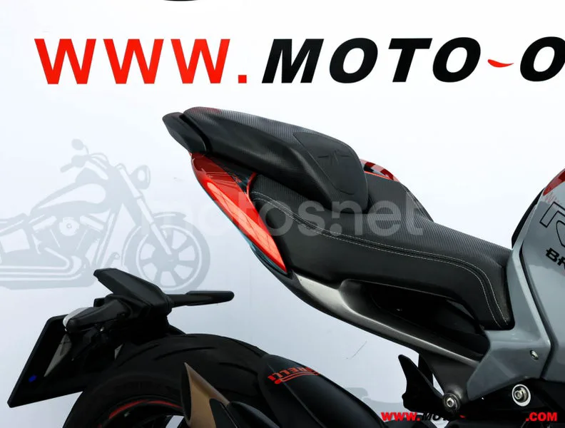 MV Agusta Brutale – Vista 11