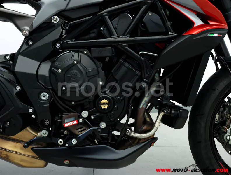 MV Agusta Brutale – Vista 5