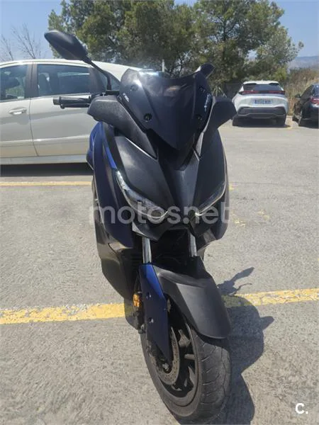 Yamaha XMAX 400 – Vista 5