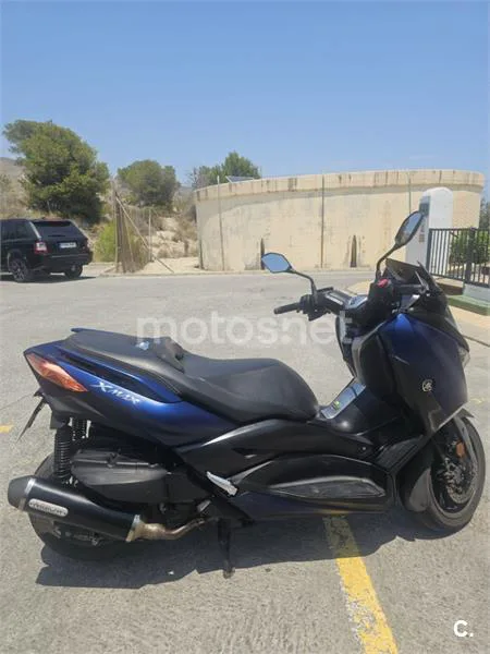Yamaha XMAX 400 – Vista 6
