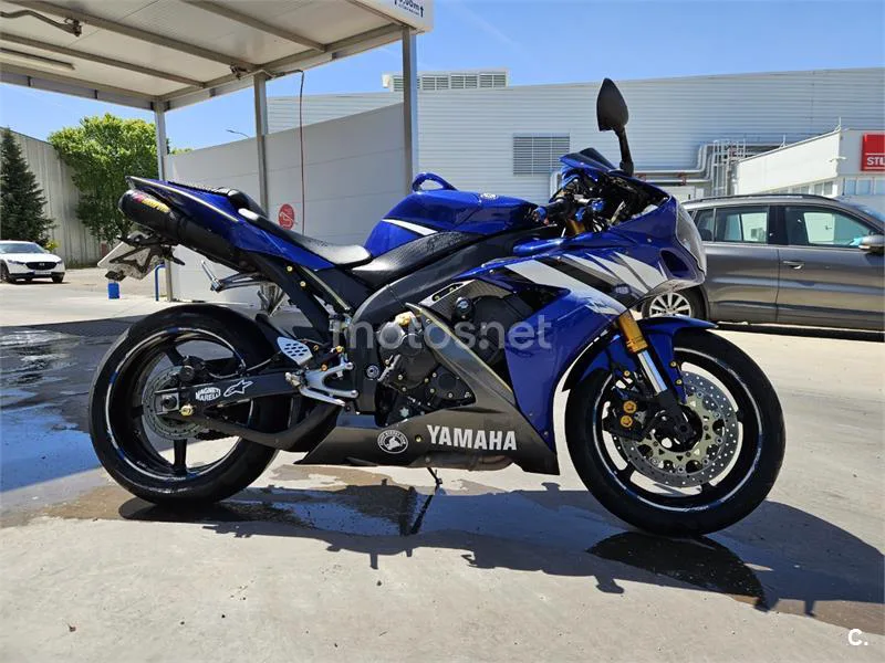Yamaha R1 – Vista 2