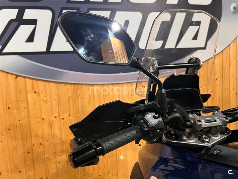 Suzuki V-Strom 1050 – Vista 16