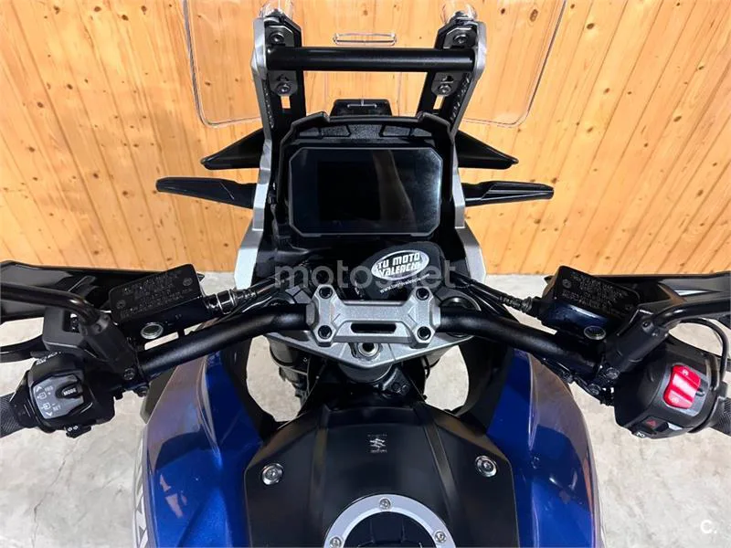 Suzuki V-Strom 1050 – Vista 19