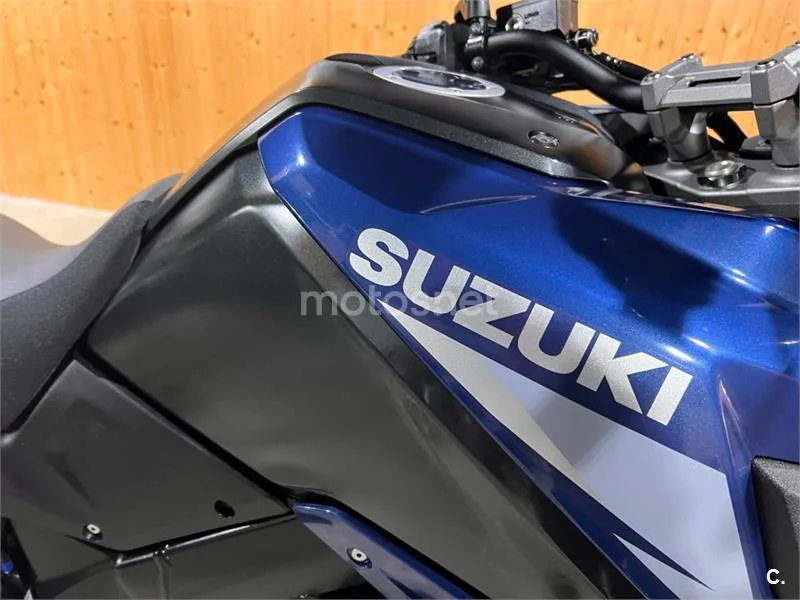 Suzuki V-Strom 1050 – Vista 41