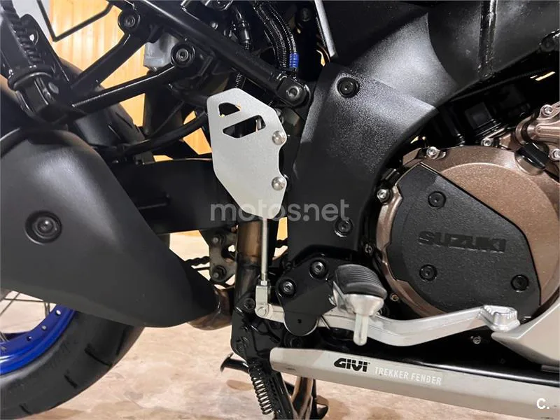 Suzuki V-Strom 1050 – Vista 45