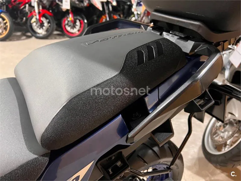 Suzuki V-Strom 1050 – Vista 60