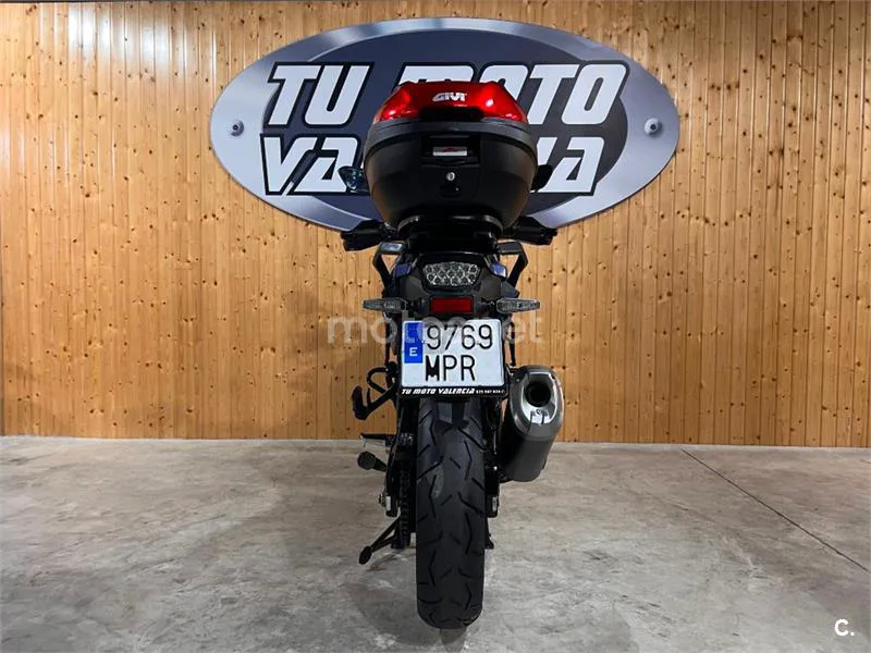 Suzuki V-Strom 1050 – Vista 7