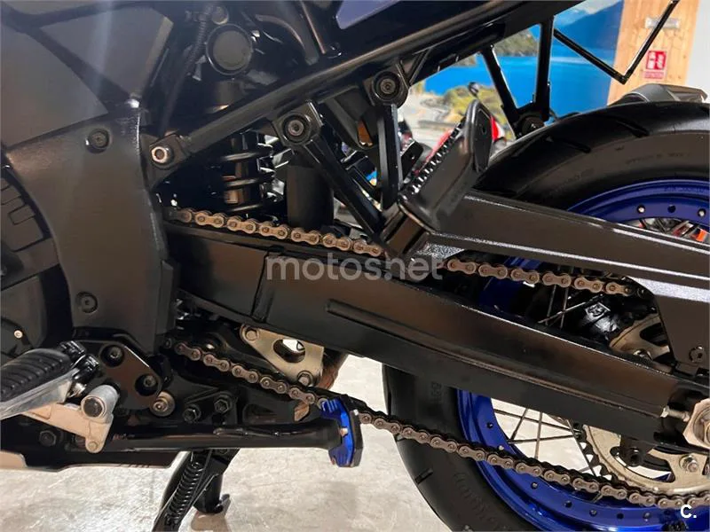 Suzuki V-Strom 1050 – Vista 64