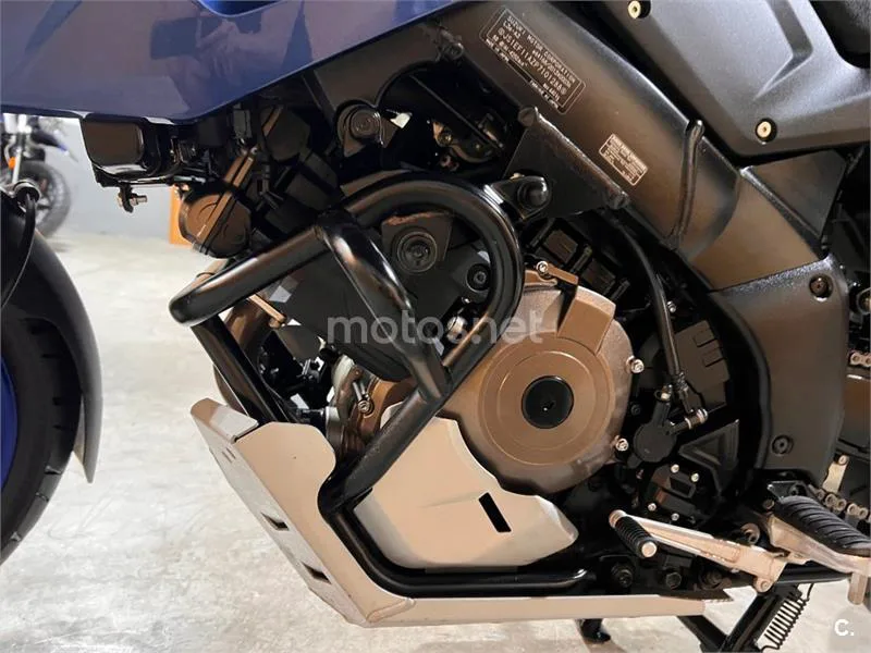 Suzuki V-Strom 1050 – Vista 67