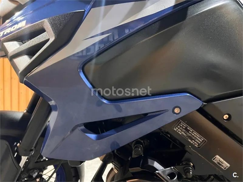 Suzuki V-Strom 1050 – Vista 68
