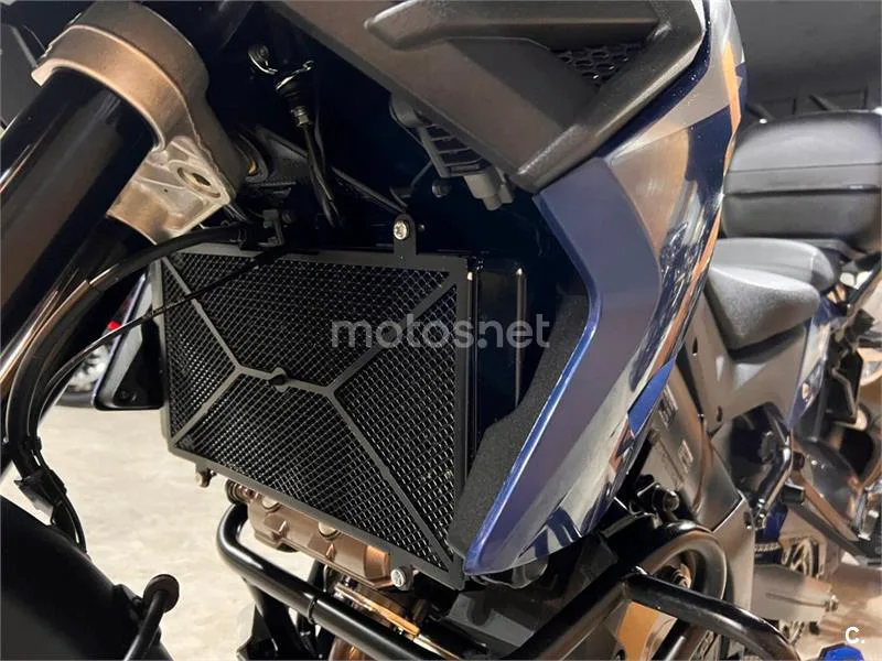 Suzuki V-Strom 1050 – Vista 76