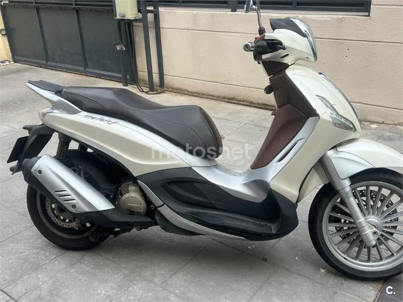 Piaggio Beverly 125 – Vista 8