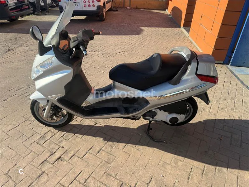 Piaggio X8 250 – Vista 5
