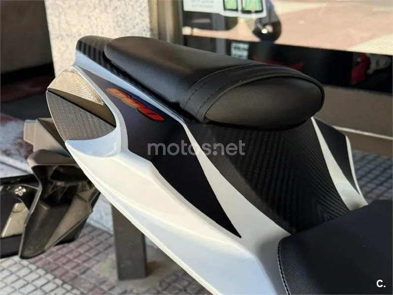 Suzuki GSX-R600 – Vista 6
