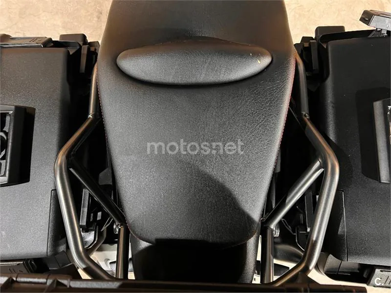 Moto Guzzi V85 TT – Vista 22