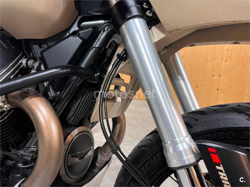 Moto Guzzi V85 TT – Vista 39