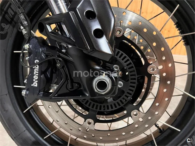 Moto Guzzi V85 TT – Vista 41