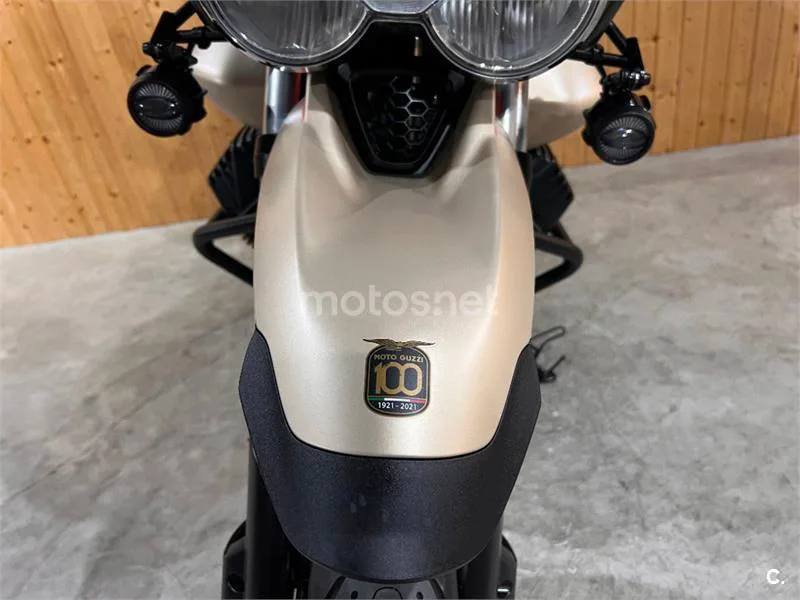 Moto Guzzi V85 TT – Vista 6