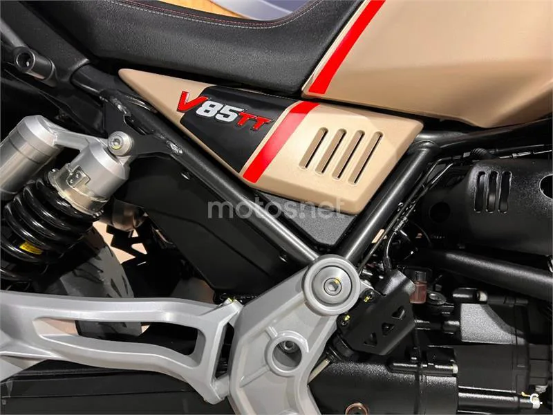 Moto Guzzi V85 TT – Vista 52