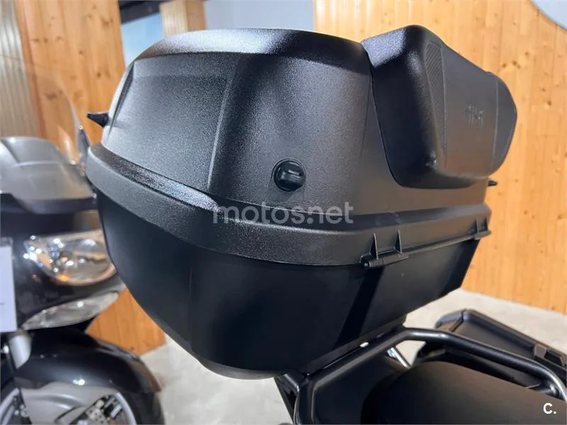 Moto Guzzi V85 TT – Vista 55