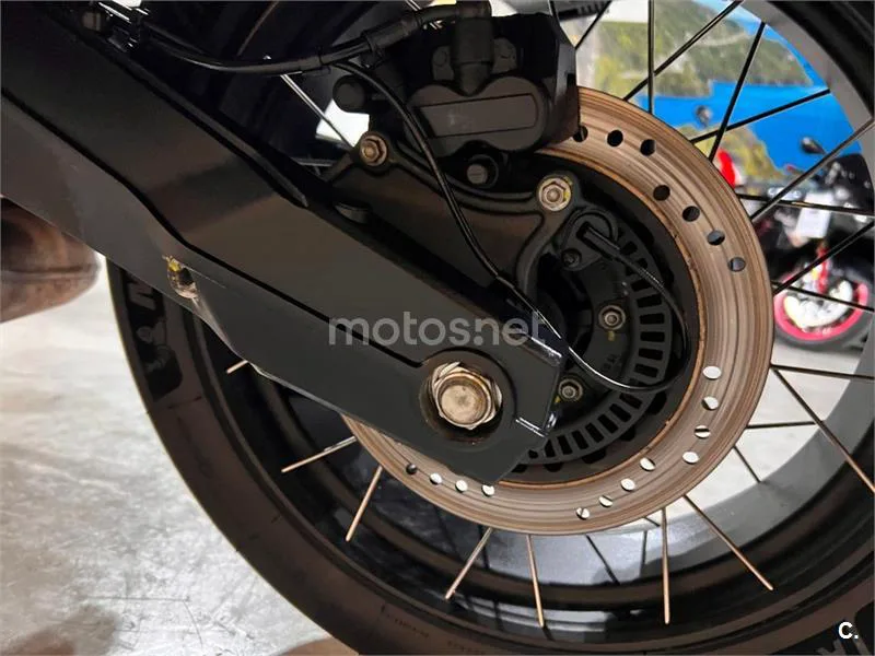 Moto Guzzi V85 TT – Vista 69