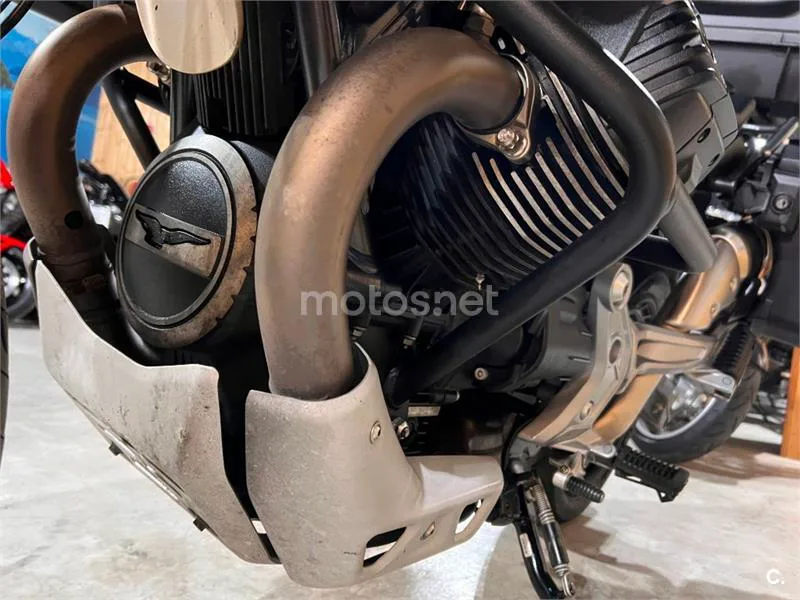Moto Guzzi V85 TT – Vista 80